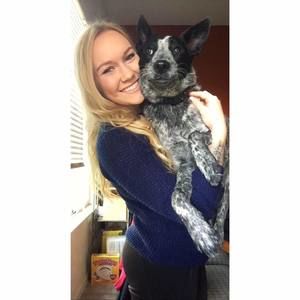 Meet your Posher, Caitlin